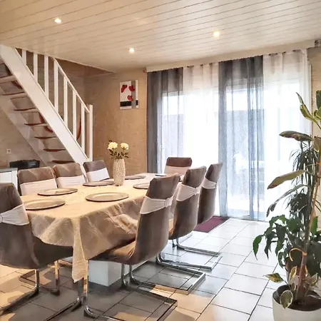 Charmante A Avec Piscine Privee Villa Saint-Martin-Longueau