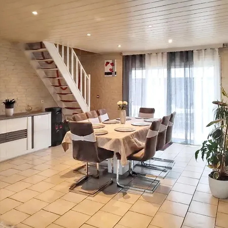 Villa Charmante A Avec Piscine Privee