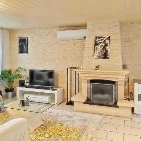 Charmante A Avec Piscine Privee Villa *
