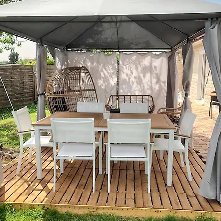 Charmante A Avec Piscine Privee * Saint-Martin-Longueau