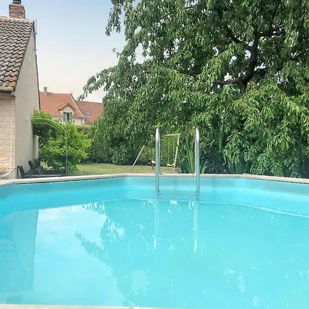 Charmante A Avec Piscine Privee Villa Saint-Martin-Longueau